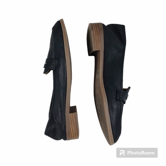 Lucky Brand Black Leather Loafer - Picture 6 of 10